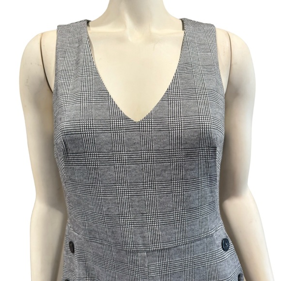 June & Hudson Glen Plaid Houndstooth Wide Leg Jumpsuit - Picture 9 of 16